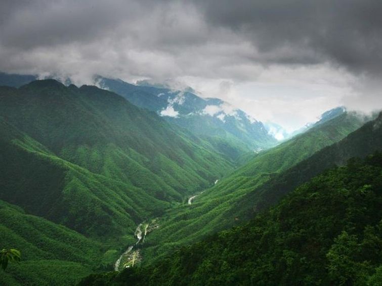 黄岗山大峡谷